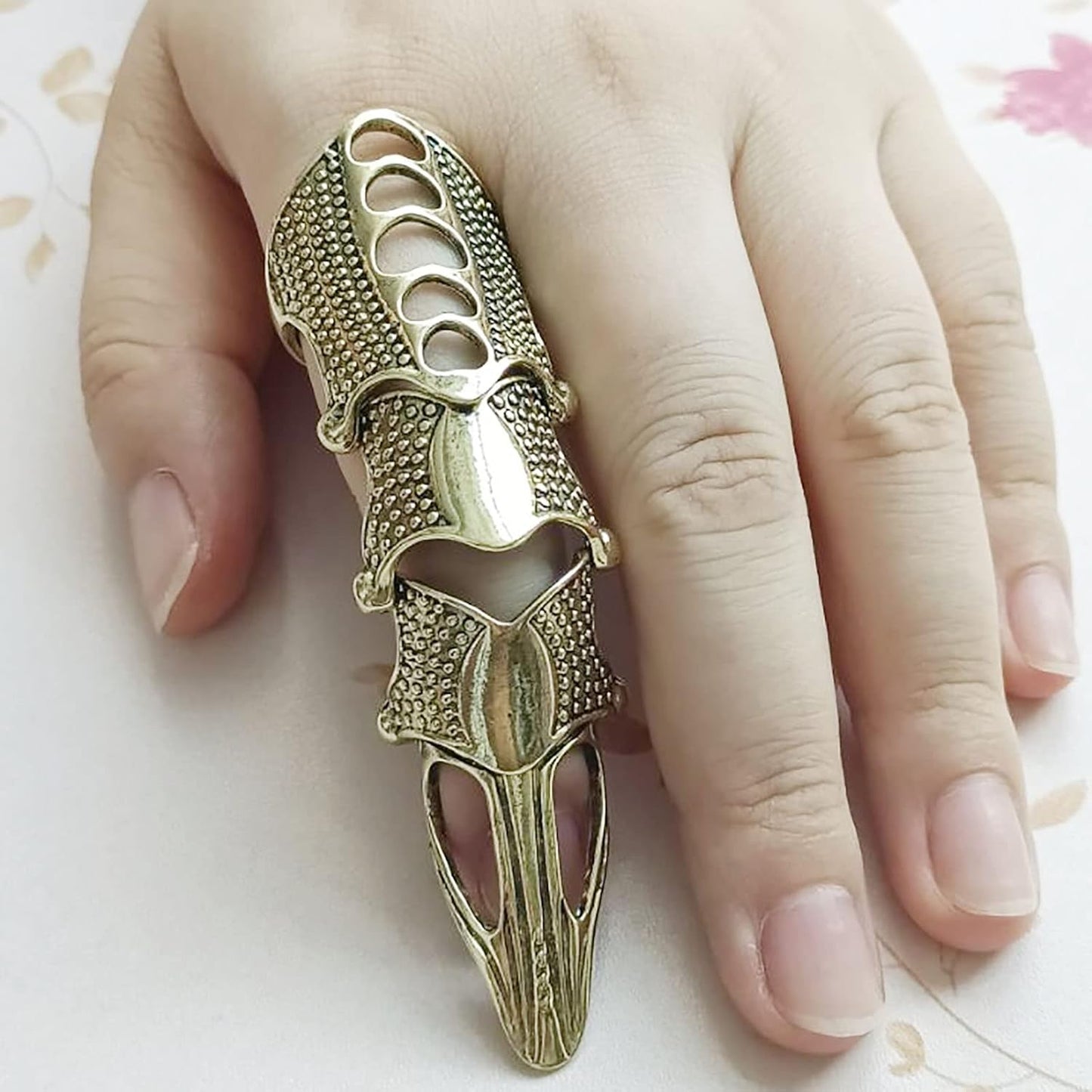 Full Finger Ring Rock Cool Boys Punk Cosplay Metal Full Finger Ring Scroll Joint Armor Knuckle Ring (Gold)